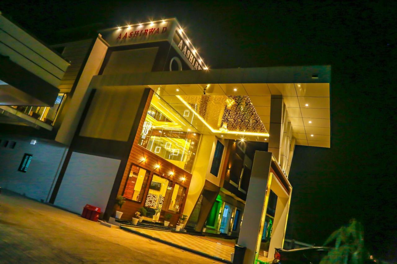 Aashirwad Hotels & Resort Shamgarh Exterior foto